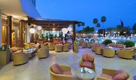 Accessible beach hotel image