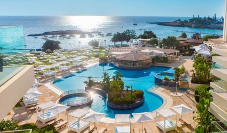 Accessible Bay hotel image