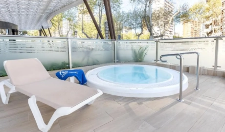 hot tub