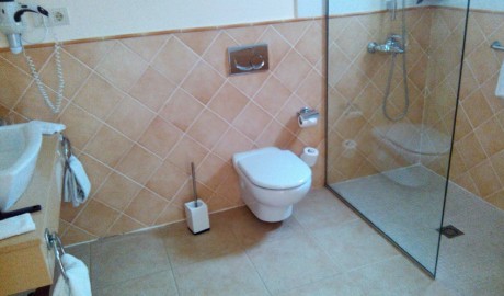 Rural Retreat image