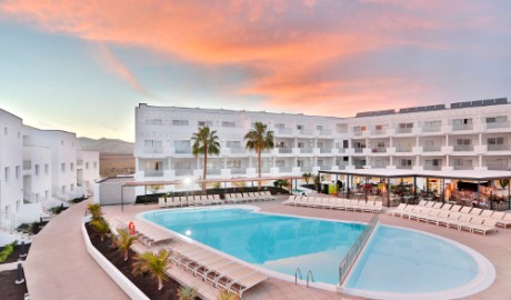Mountain View Hotel image