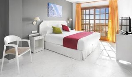 3-star Suite Hotel image