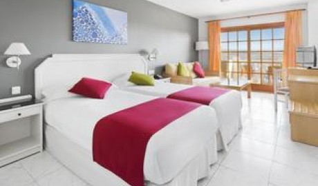 3-star Suite Hotel image