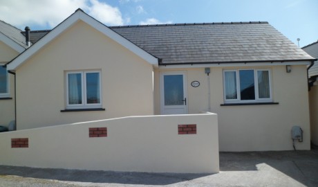 Holly cottage image