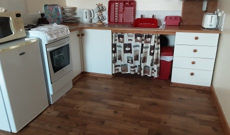 Holly cottage image