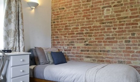 Rural Retreat image