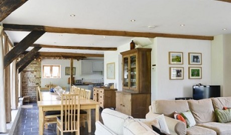 Rural Retreat image