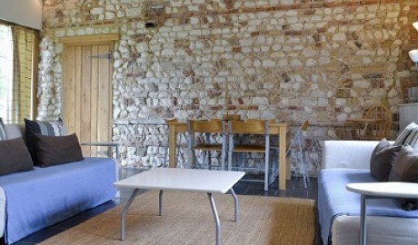 Rural Retreat image