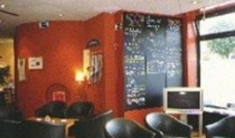 Accessible three star hotel image