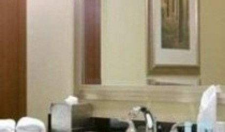 Accessible 4 star hotel image