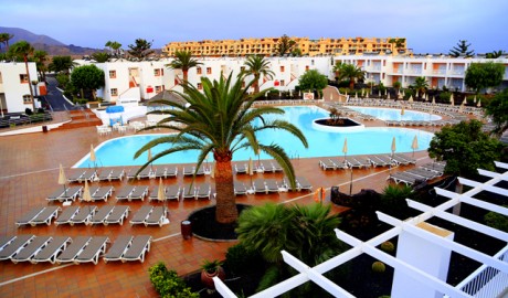Wheelchair friendly beach hotel image