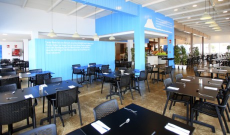 Wheelchair friendly beach hotel image
