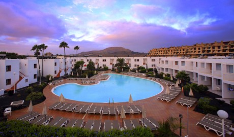 Wheelchair friendly beach hotel image