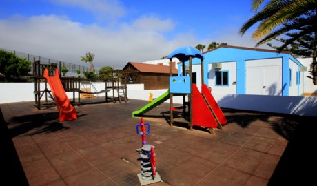 Wheelchair friendly beach hotel image