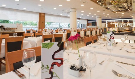 Accessible 4 star hotel image