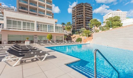 Accessible 4 star hotel image