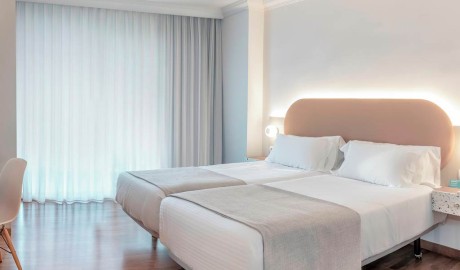 Accessible 4 star hotel image