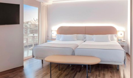 Accessible 4 star hotel image