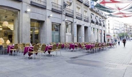 Charming City Hotel image