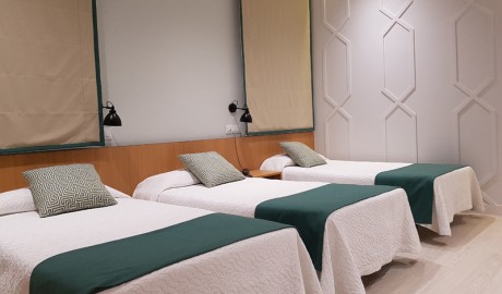 Charming City Hotel image