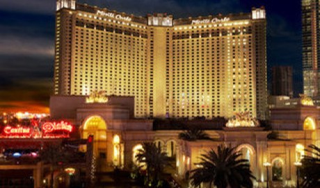 Exquisite Hotel image