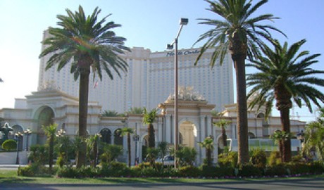 Exquisite Hotel image