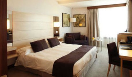 Central Location Hotel image