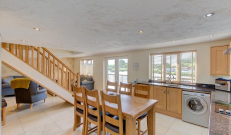 Pet Friendly Accessible Lake View Cottage - with hot tub image