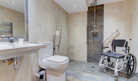 Accessible Fishing Lake Cottage with hot tub image