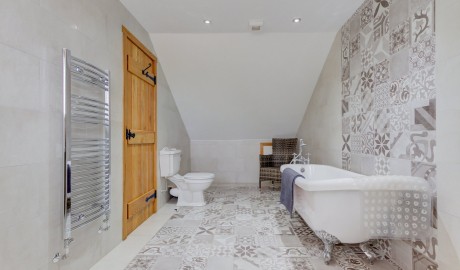 Accessible Fishing Lake Cottage with hot tub image