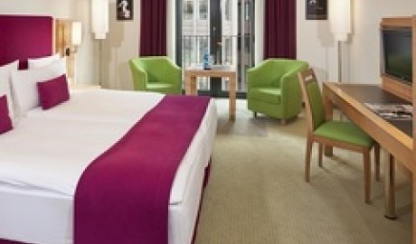 Superior 4-star Hotel image