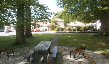 Mature Woodland Hotel image