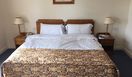 Mature Woodland Hotel image