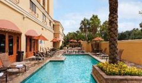 Luxurious Hotel image