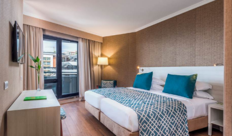 Ocean Promenade Hotel image