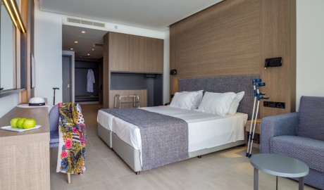 Superior Beach Front Hotel image