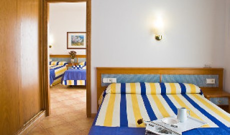 Lively Hotel image