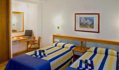 Lively Hotel image