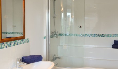 Duck Pond Cottage image