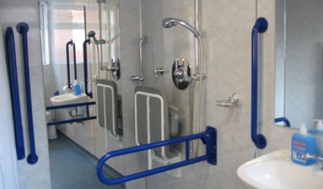 Accessible Seaside Apartment image