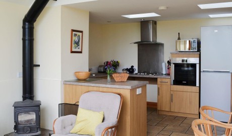 18th century farmhouse image
