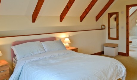 Farm cottage image