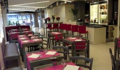 City Hotel image