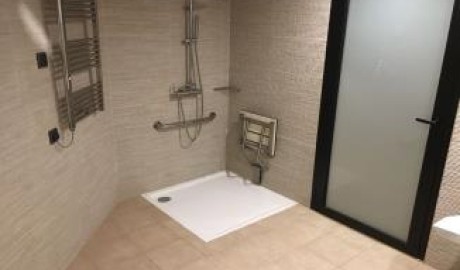Accessible 5-Star Hotel image