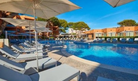 Accessible 5-Star Hotel image