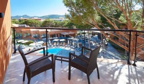 Accessible 5-Star Hotel image