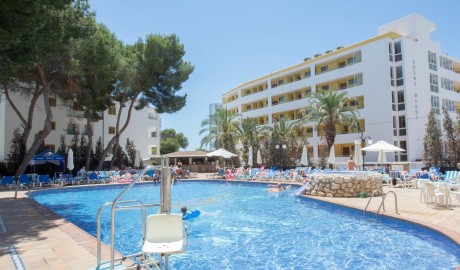 The Accessible beach hotel image