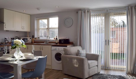 Seaside Lodge, Wrentham image