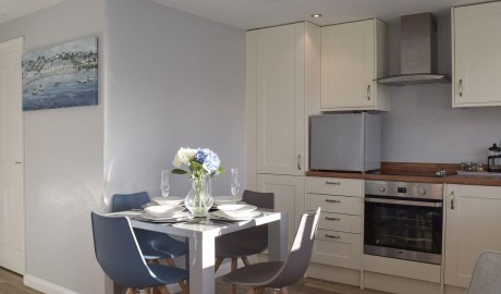 Seaside Lodge, Wrentham image