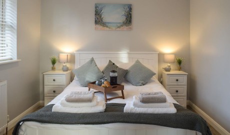 Seaside Lodge, Wrentham image